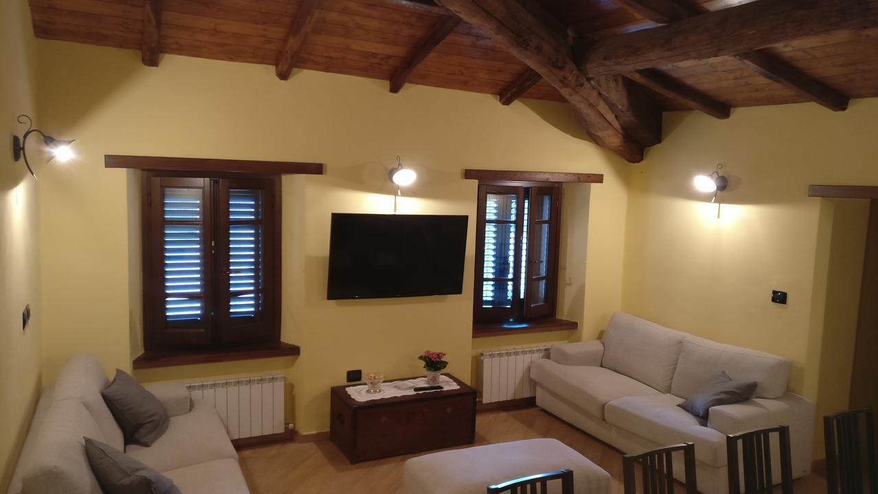 La Pietra Antica Albergo Diffuso Pieve Fosciana Exterior foto